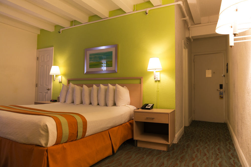 Broadmore Hotel 3*